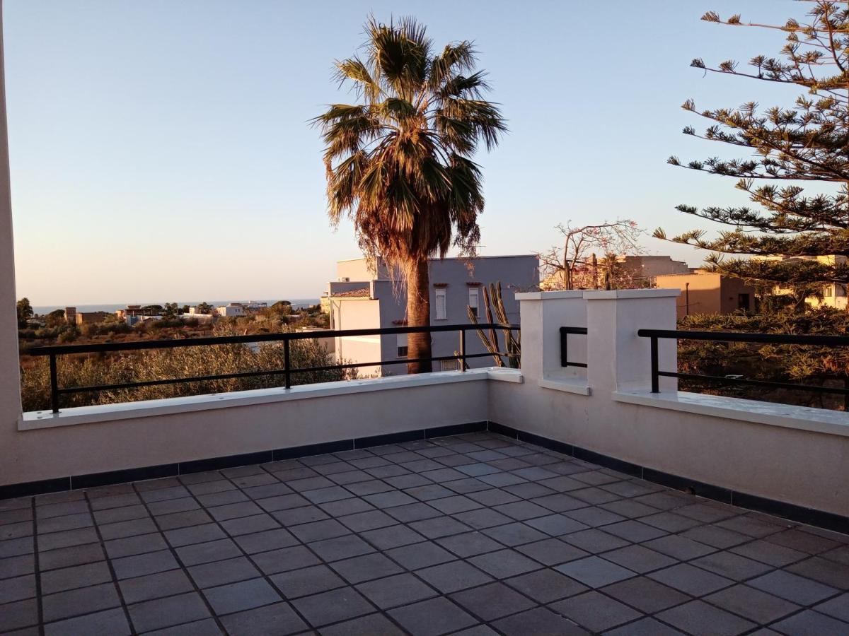 Le Terrazze Di Mineo Holiday home *